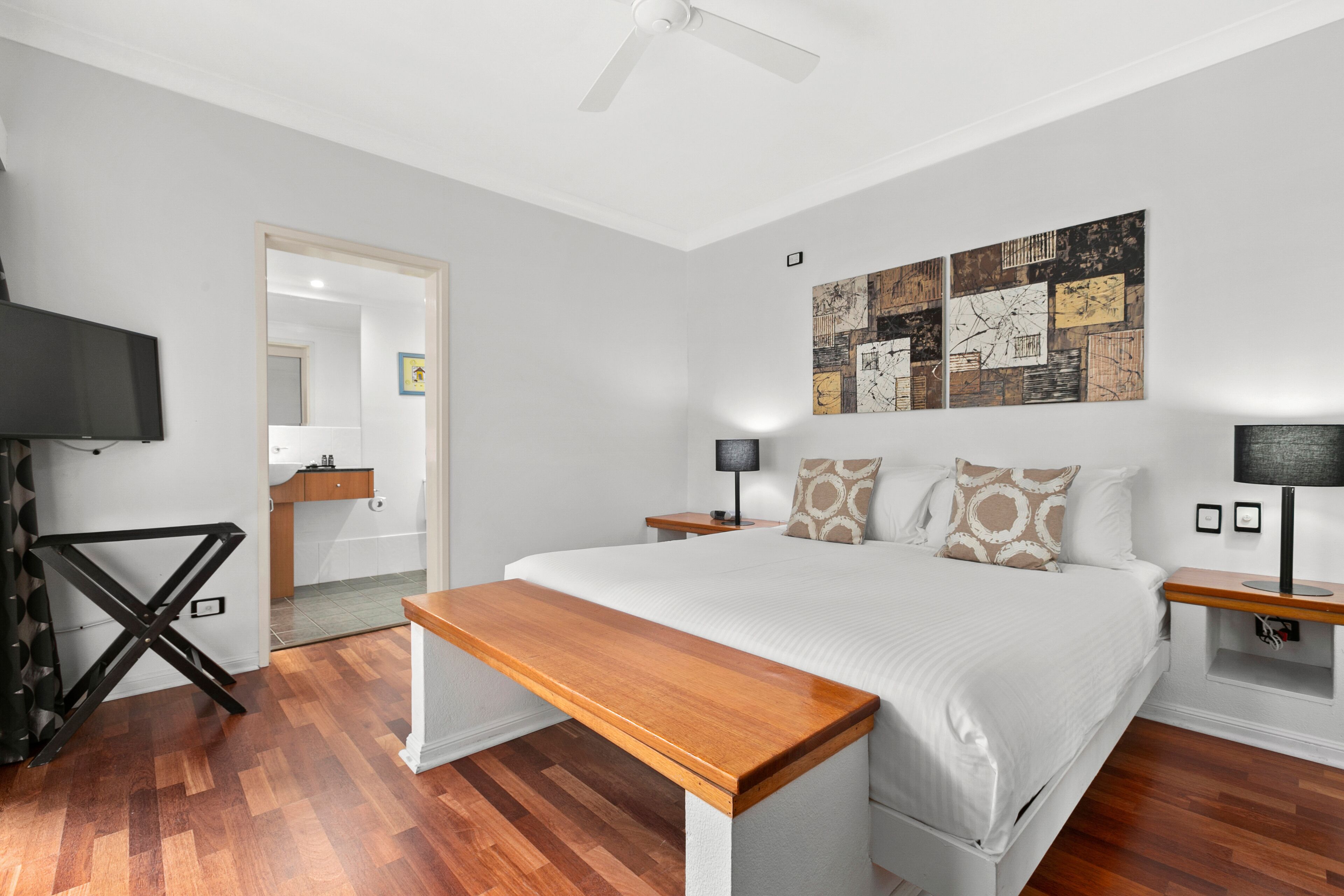 Beachfront Apt. In Alamanda Resort - 28