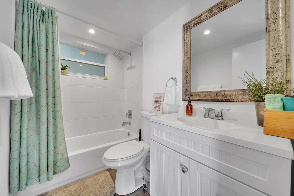 Miami Love&Peace Oasis🏝 Pool, Mini Golf⛳️ Basketball Hoop