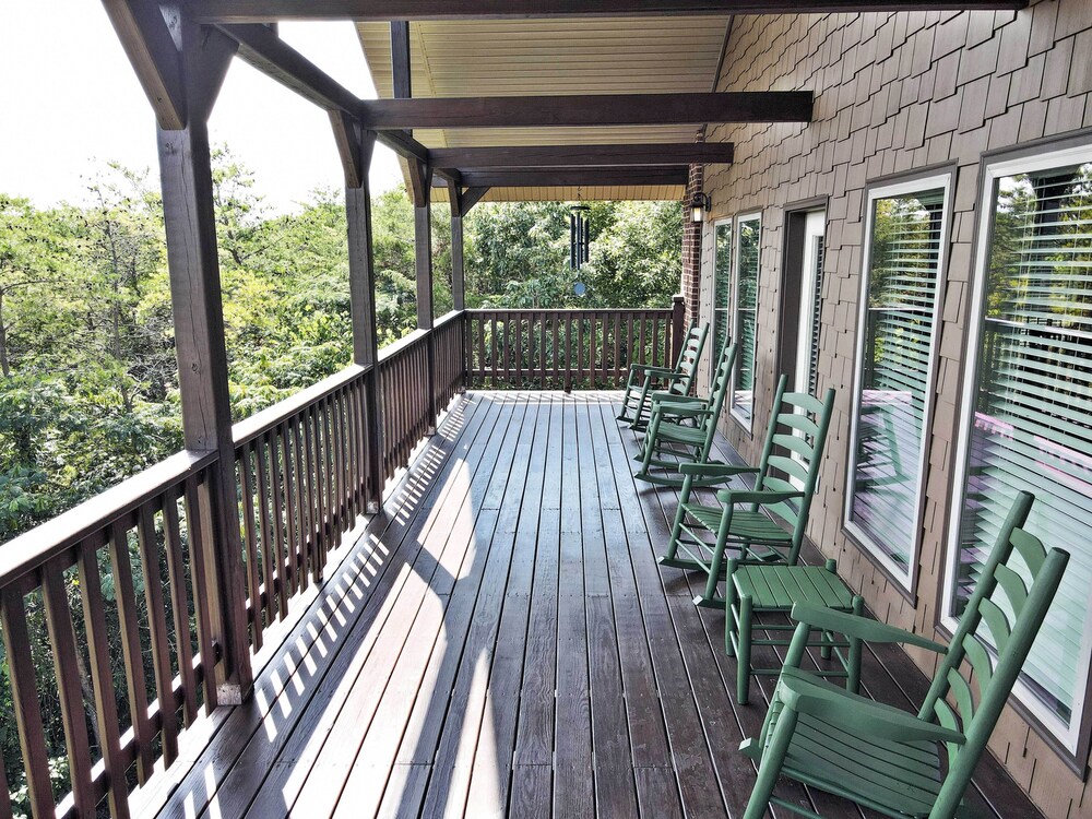 NEW! Pet-Friendly Retreat w/ Game Room & Mtn Views