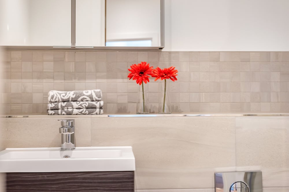 Celador Apartments - Wellington House