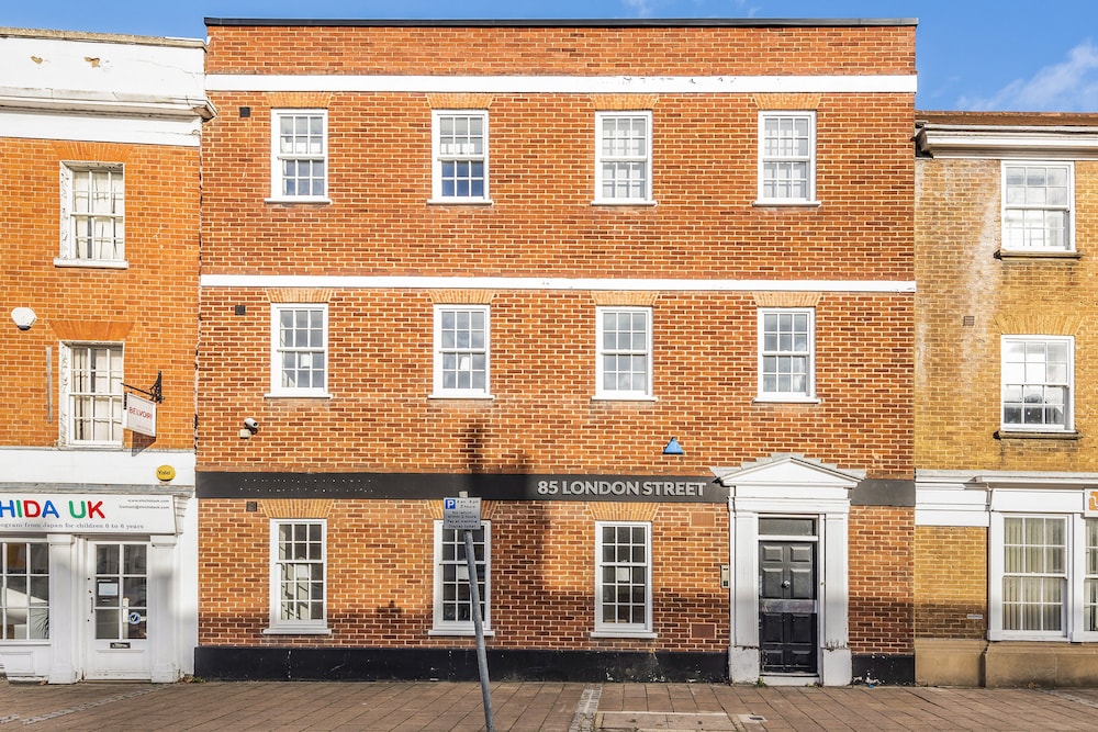 Celador Apartments - Wellington House