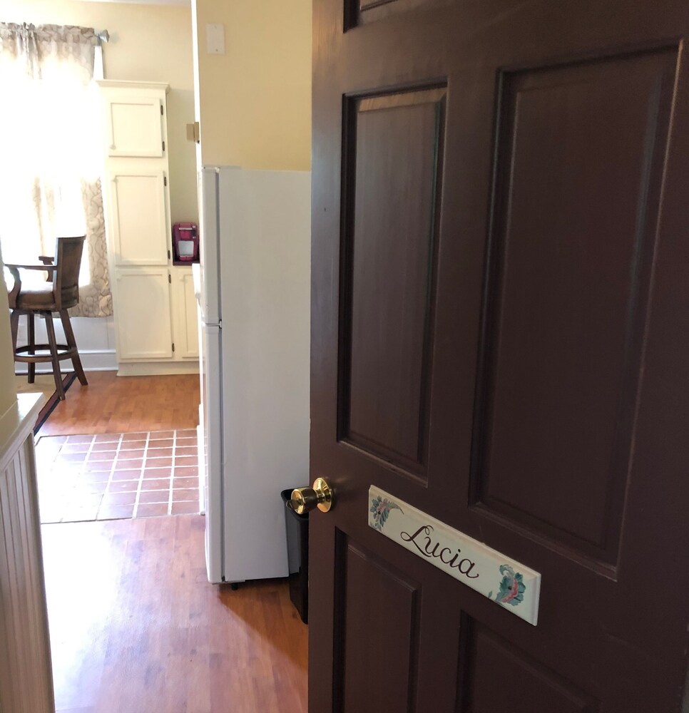 Lucia Suite @ The Herren House