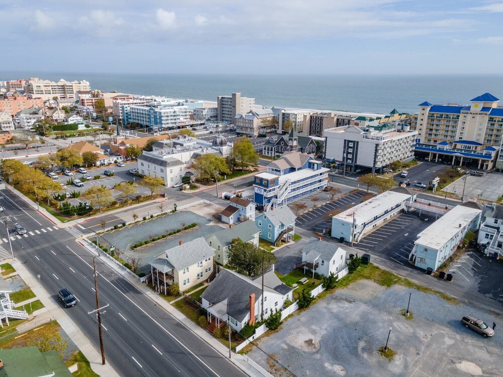 208 Cottage 2 Blue 2nd floor unit AU499 Deals & Reviews (Ocean City