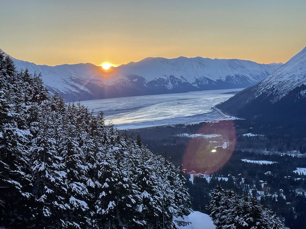 Perfectly located near Alyeska Resort Daylodge, Trail system & City Center