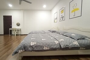 Apartment, 4 Bedrooms | Free WiFi