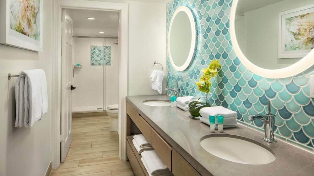 2Old Town Key West Sunset Harbor 1-Bedroom Oasis, + Amenities