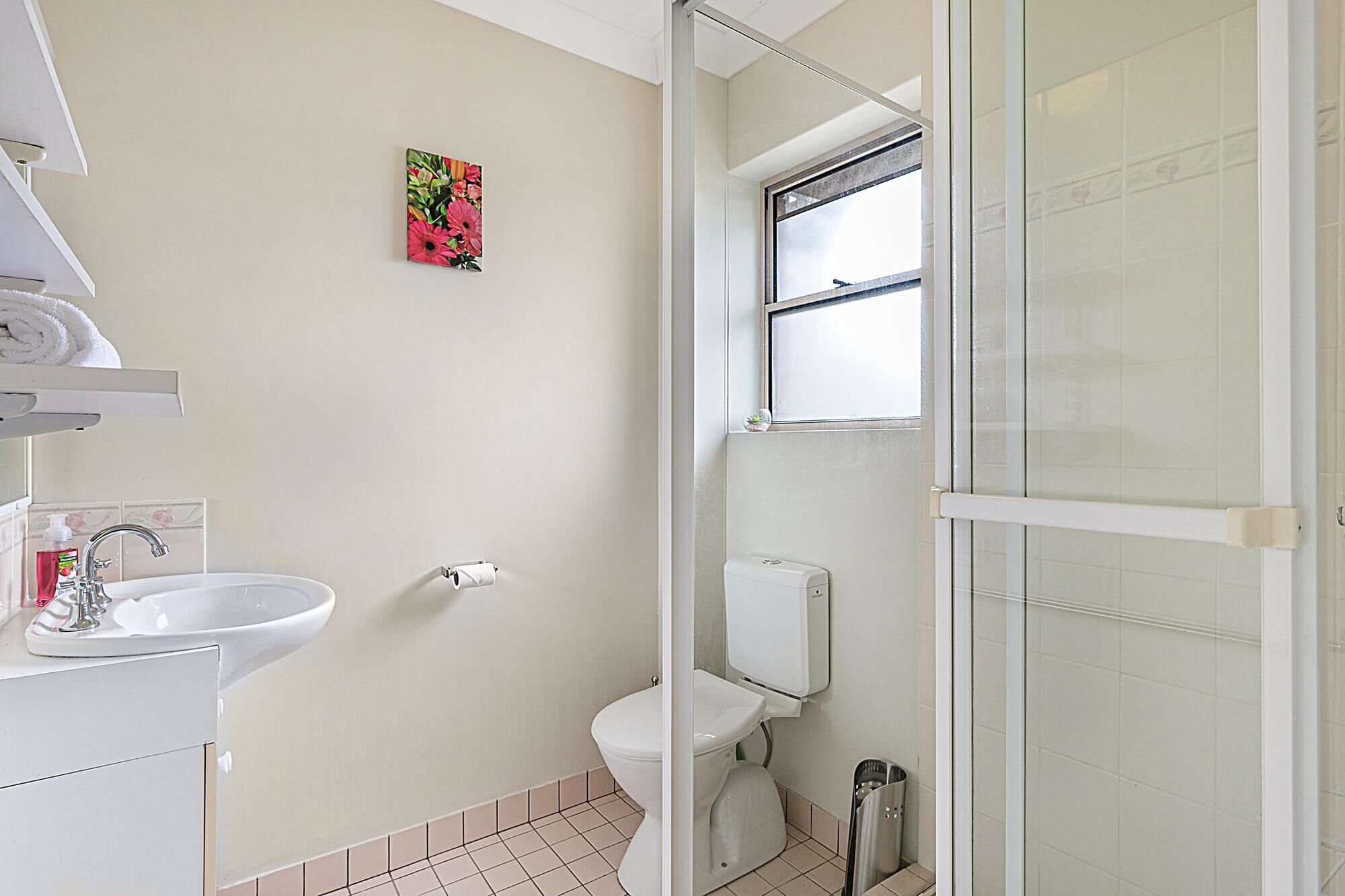 Cosy Townhouse With Patio, Parking Near Hospital