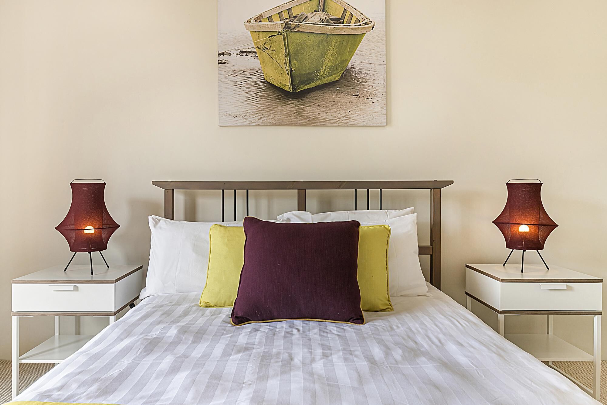 Cosy Townhouse With Patio, Parking Near Hospital