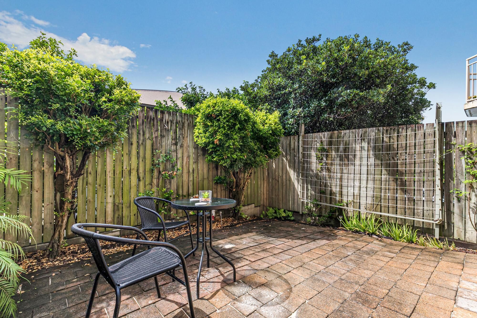 Cosy Townhouse With Patio, Parking Near Hospital