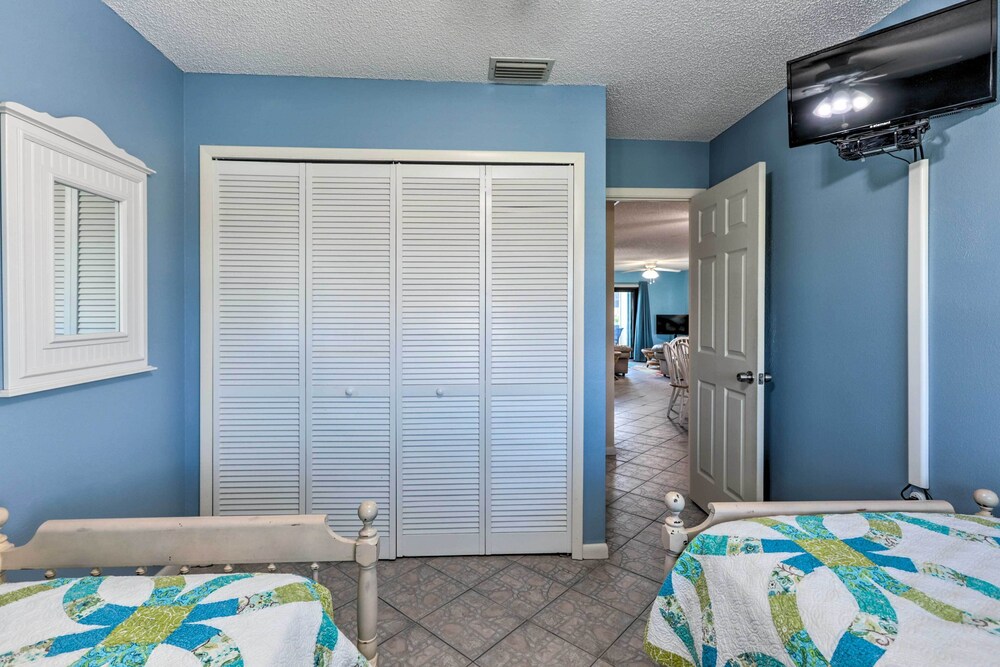 NEW! Coastal New Smyrna Beach Condo w/ Pool Access