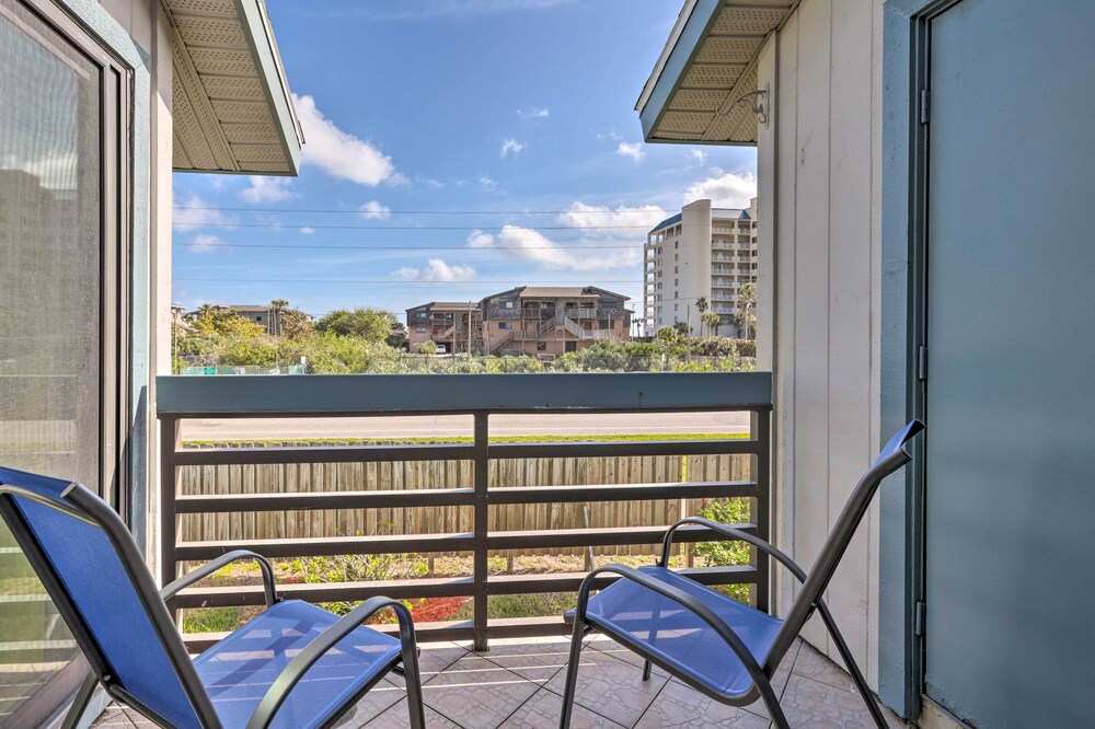 NEW! Coastal New Smyrna Beach Condo w/ Pool Access