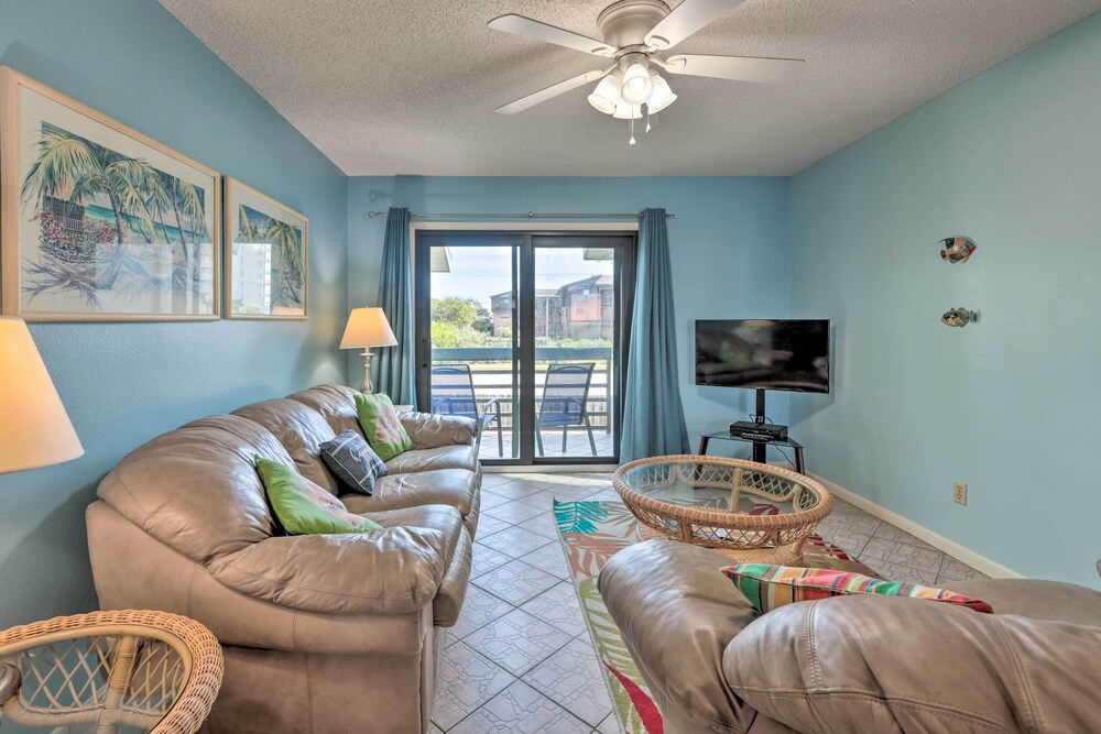 NEW! Coastal New Smyrna Beach Condo w/ Pool Access