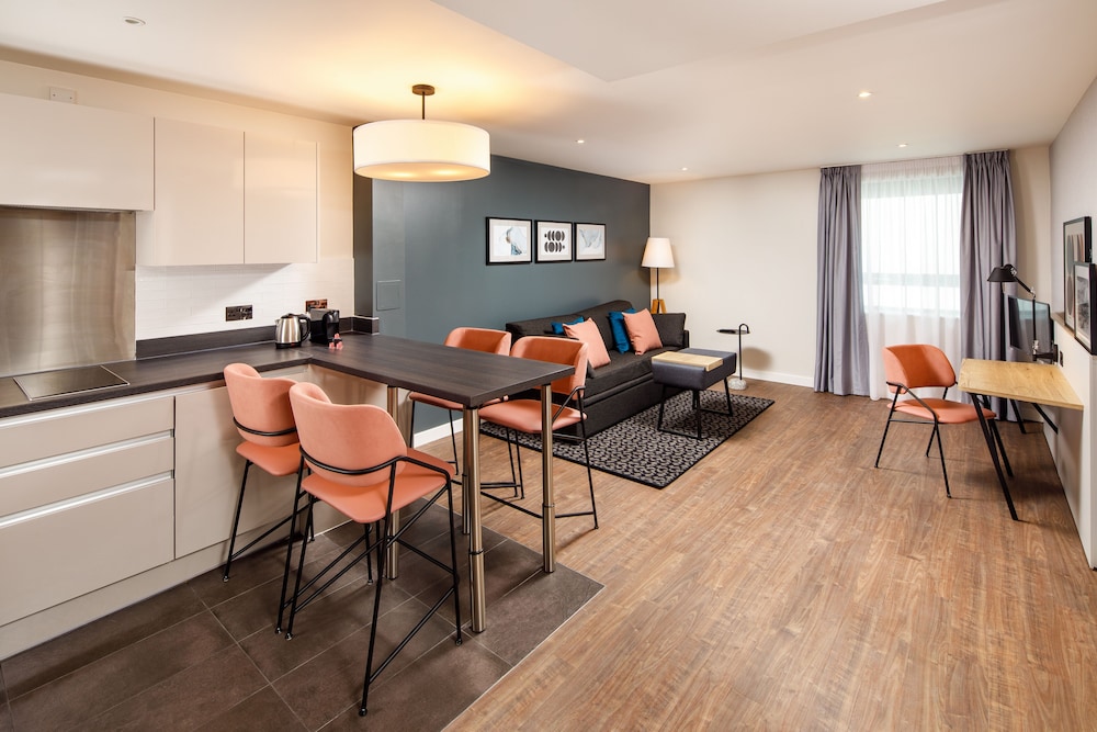 Aparthotel Adagio London Sutton Point: AU$154 Deals & Reviews (London ...
