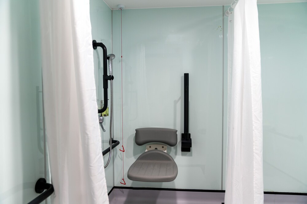 easyhotel Oxford in Oxford | Best Rates & Deals on Orbitz