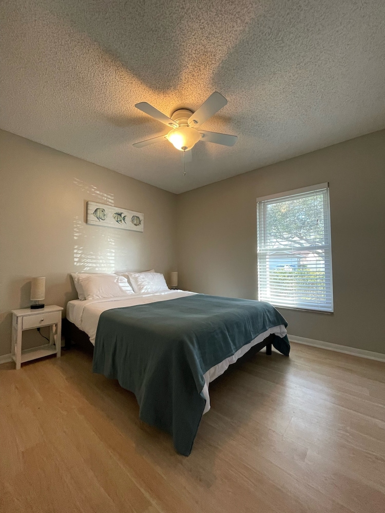 Tampa Bay Area Brandon Vrbo