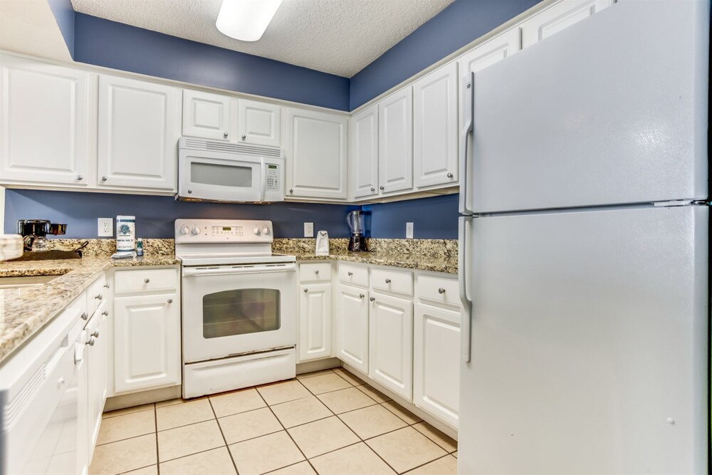 Paradise Resort Myrtle Beach ESCAPE!