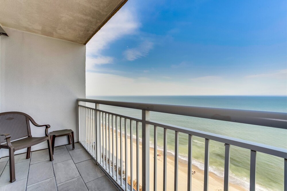 Paradise Resort Myrtle Beach ESCAPE!