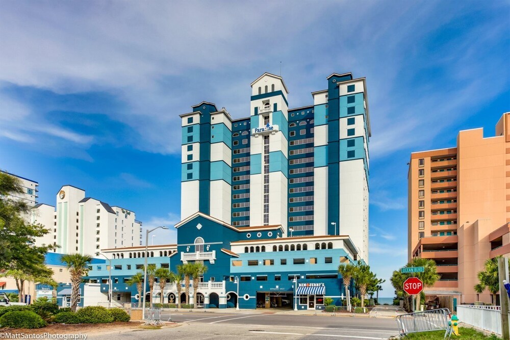 Paradise Resort Myrtle Beach ESCAPE!