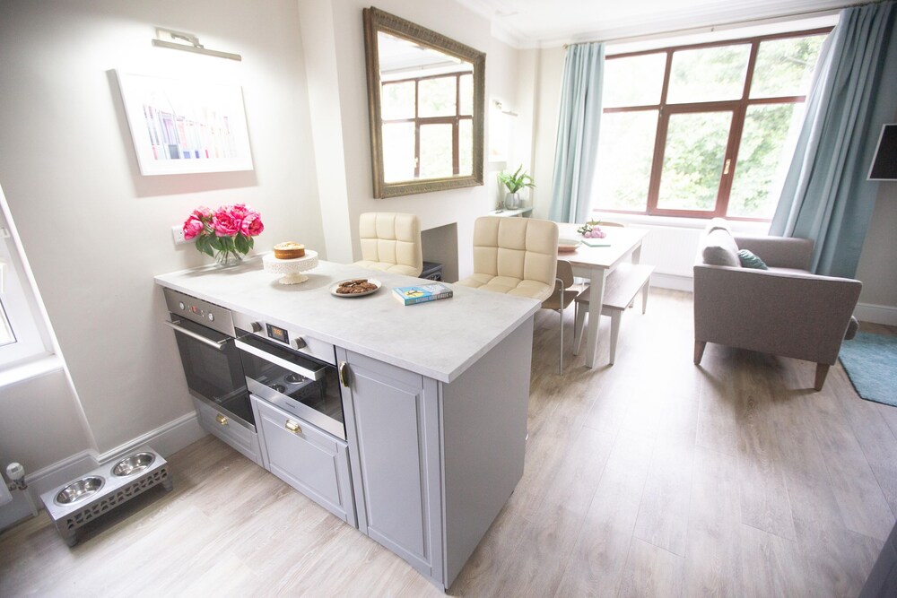 New Cottage next to sandy beach Deals & Reviews (Port Erin, IMN) Wotif