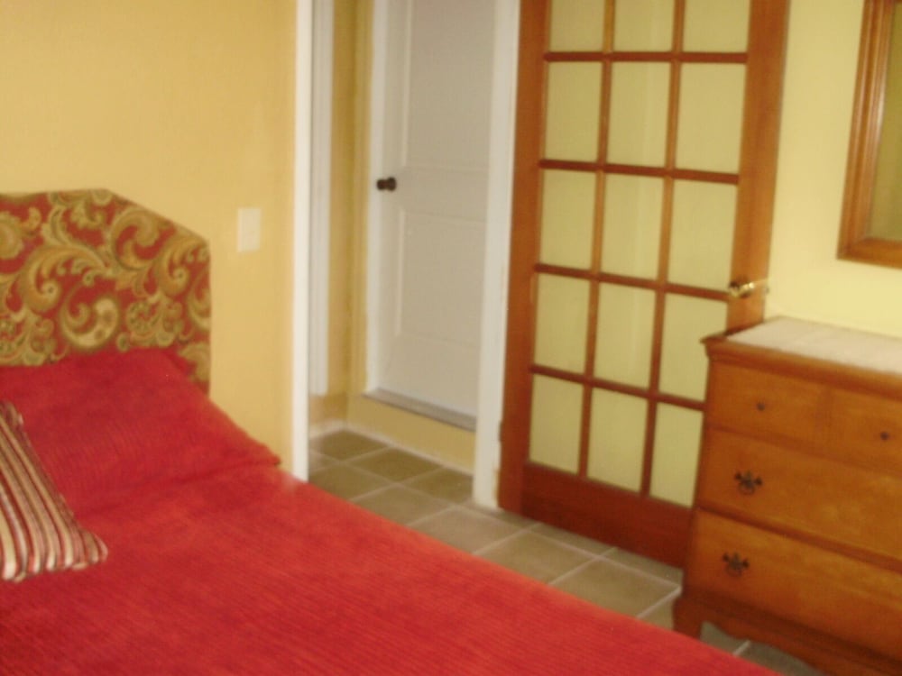 Lake Ontario / Sandy Pond Vacation Rental Near Salmon River NY Oswego