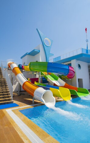 side otium family club marine beach
