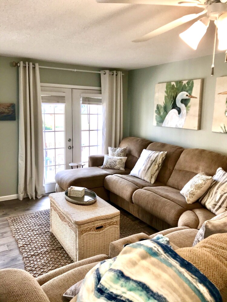 Sandpiper Cove 3106 Newly Renovated Condo on Canal in Destin Best