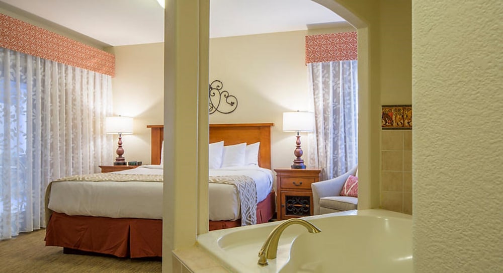 Bluegreen Cibola Vista Resort and Spa, 2 Bedroom Combined Master + Junior Condo