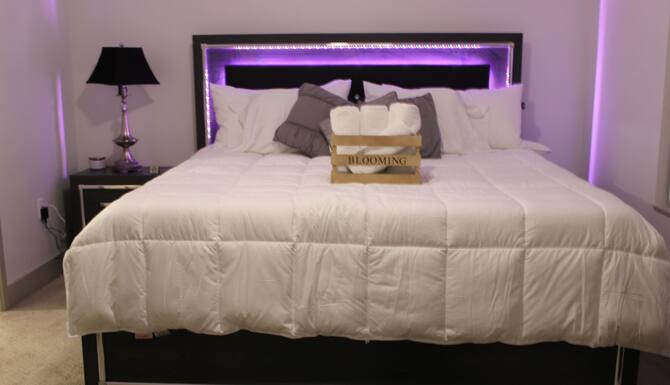 Epic King Size Condo 2022 Room S Reviews Expedia Com Epic King Size Condo 2022 Room S, King Size Bed Kansas City