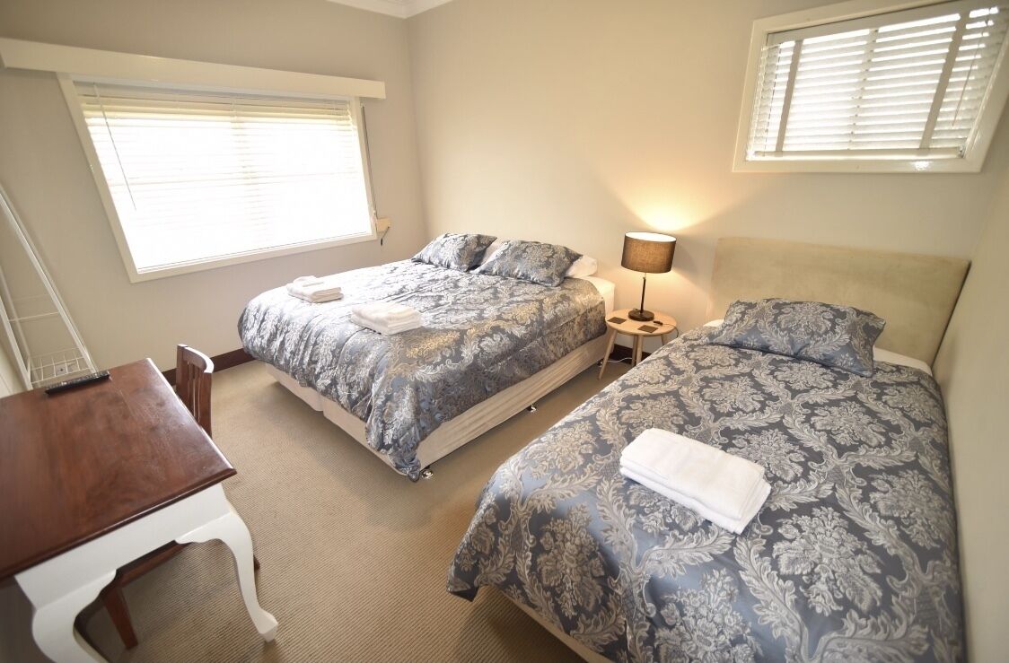 Boucher Manor - Eight Guest Apartment