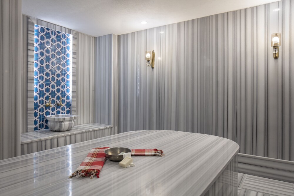 Blue Marlin Deluxe Spa & Resort - All Inclusive in Alanya | Best Rates