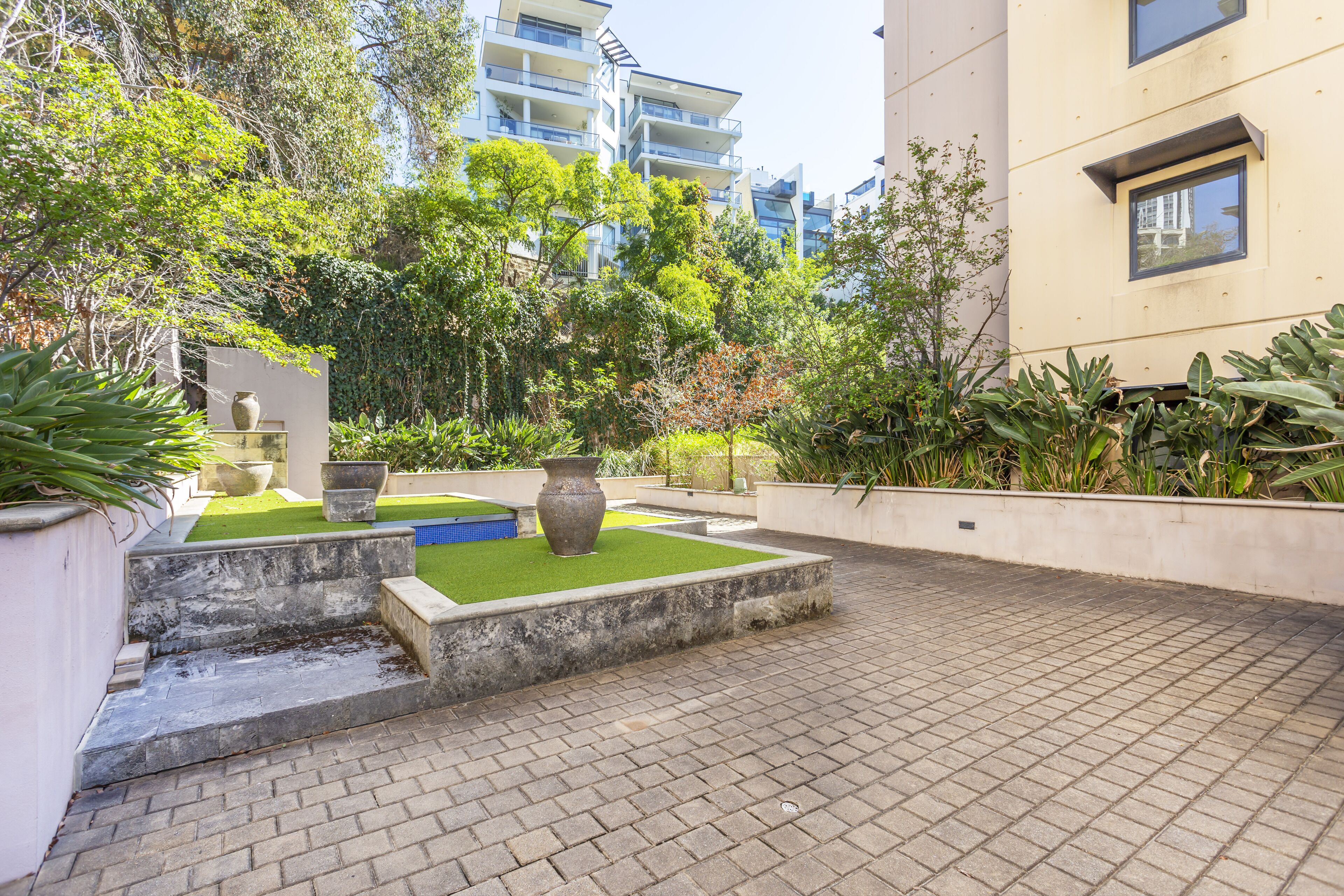 Nesuto Mounts Bay Apartment - Executive Escapes