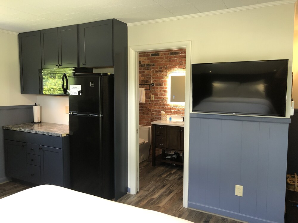 Private Studio Apartment With Easy Walk To Wcu In Cullowhee Hotel Rates Reviews On Orbitz