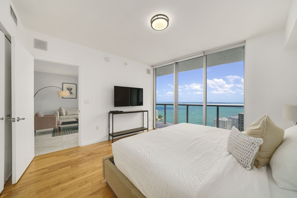 ★ FABULOUS 2BR UNIT | W RESIDENCES ICON BRICKELL ❤️