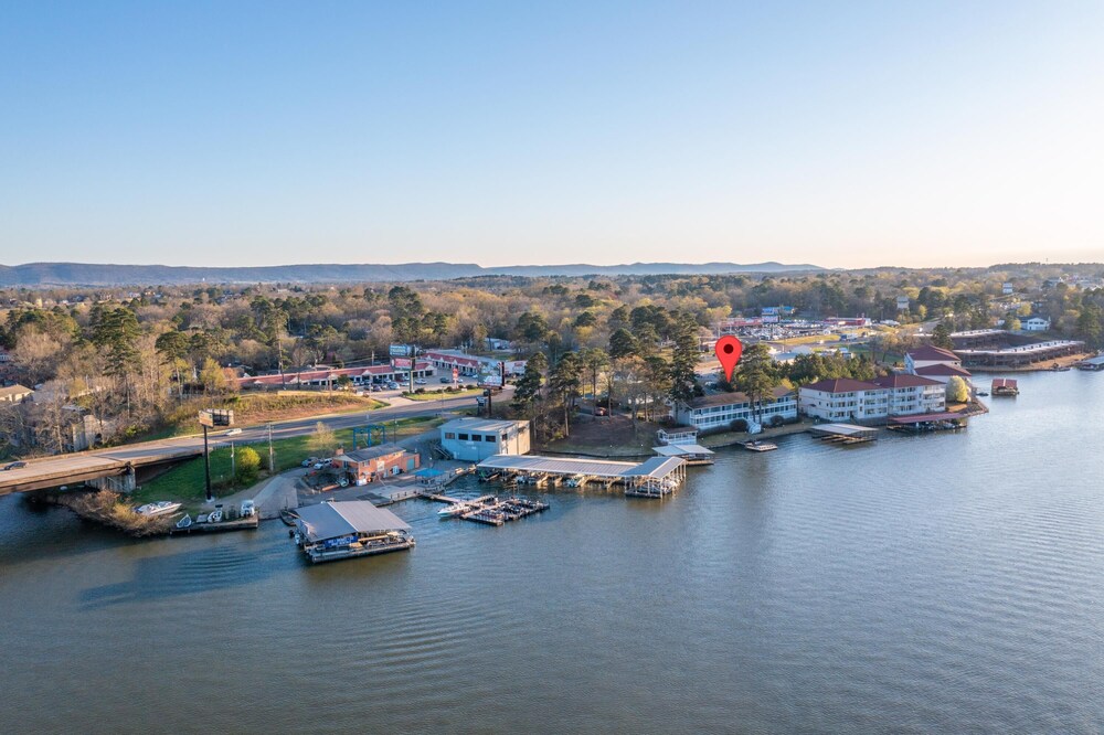 The Hamilton Studio 6