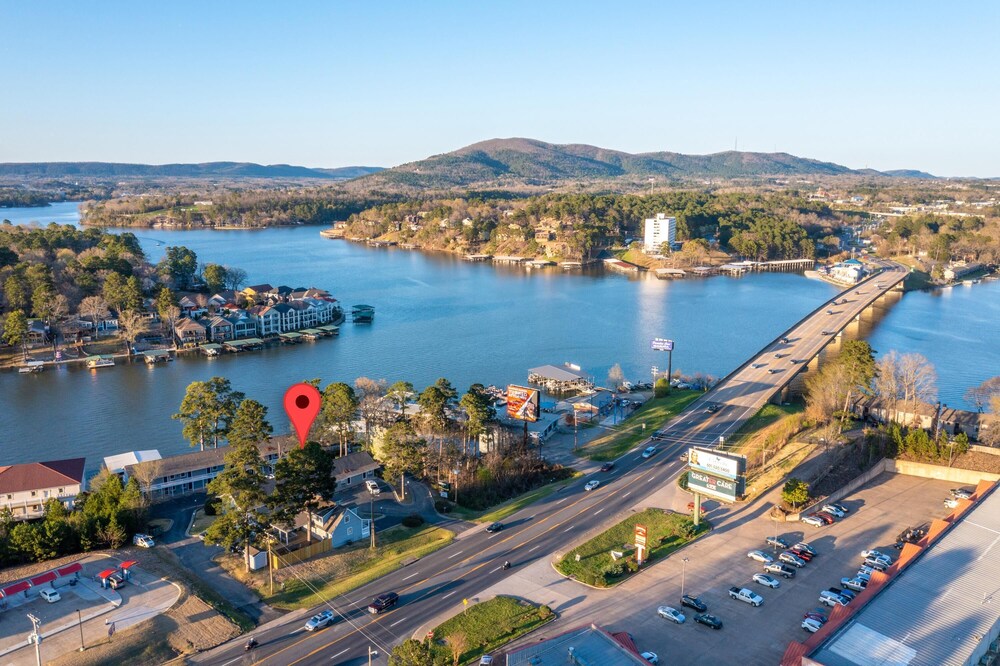 The Hamilton Studio 6