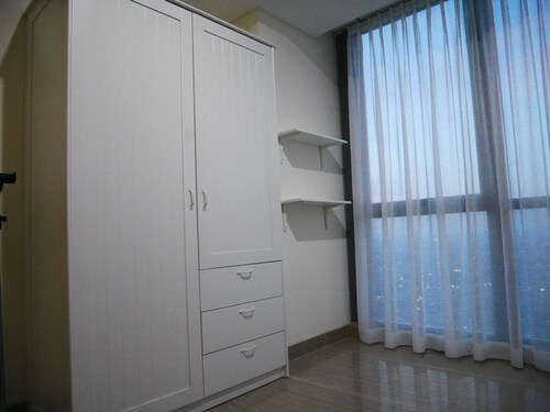 スーパーモール カラワチ Lippo Village エクスペディア