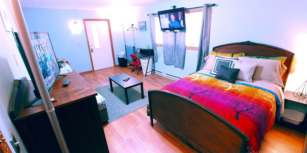 Pet Friendly, Island Studio, Ice Age Trail, Old Abe Trail, Kayak