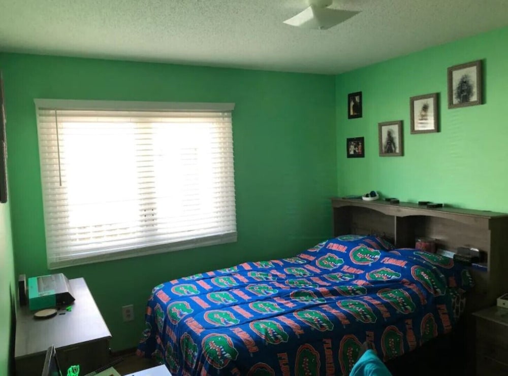 Comfortable and Spacious 3 Bedroom Home West Des Moines Vrbo