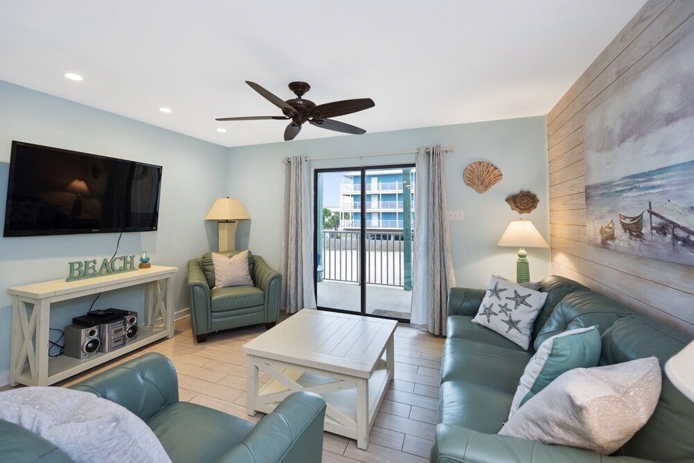 Sundazed ~ *2/2* Family-Friendly Beachside Condo