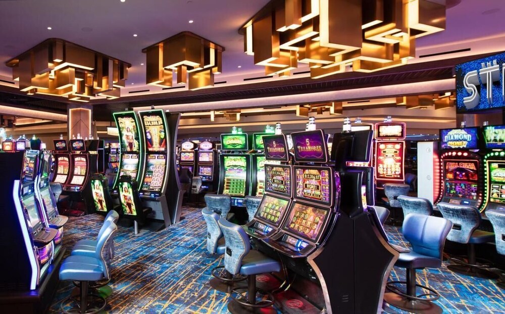 Adventure Awaits! On Strip, 2 Pools, Casino, Game Room, Near World Market Center