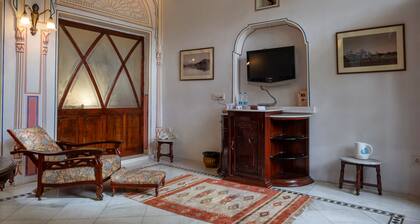 Narain Niwas Palace