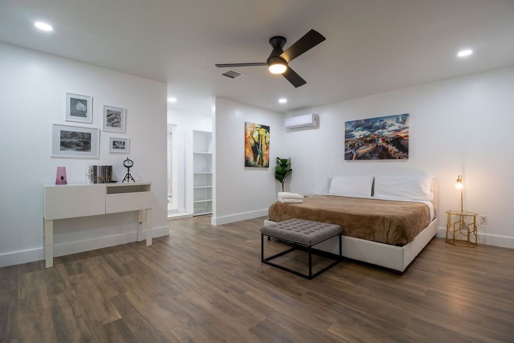 🤩 STUNNING NEW VILLA 😜 / MINI GOLF ⛳❤️ / NEW SPARKLING AND HEATED POOL ✨⛱️ RELAX