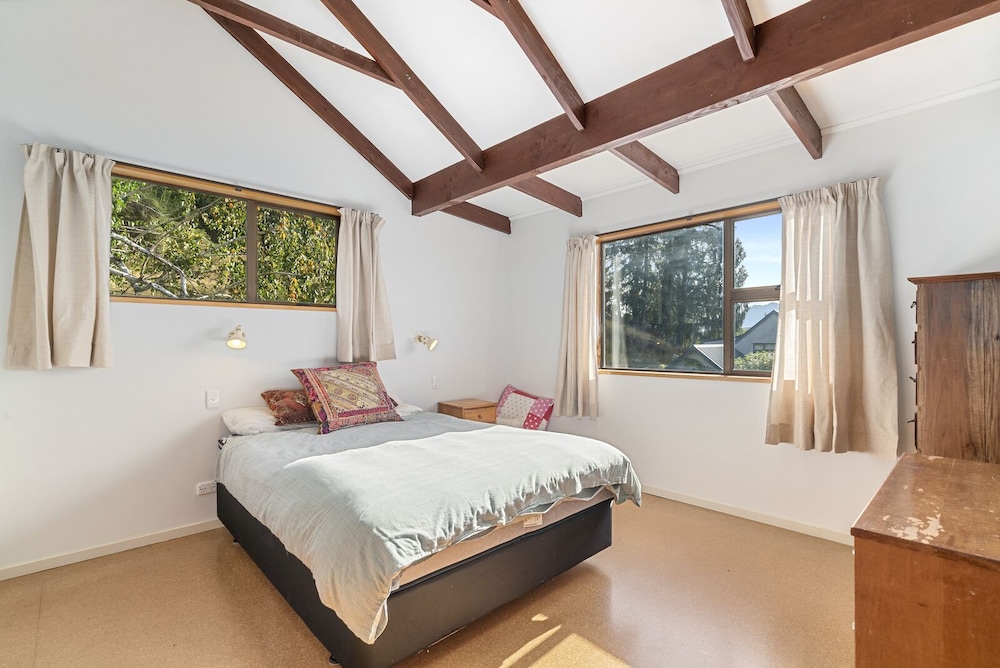Goodall Crib Wanaka Holiday Home Wanaka Vrbo