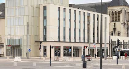 Hampton by Hilton Tours Centre