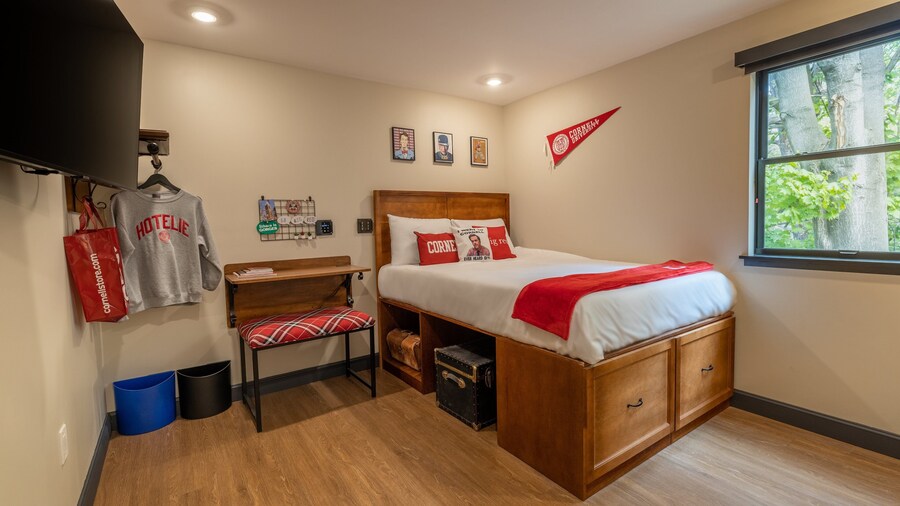 The Dorm Hotel