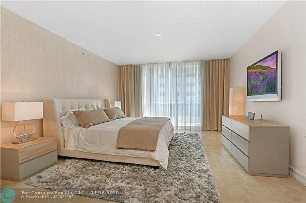 Upscale Condo on Intercostal 5 min from the beach Fort Lauderdale Vrbo