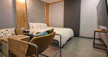 Chuncheon Hotel 121