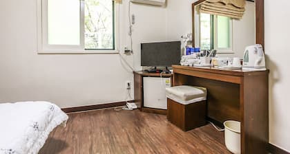 2023년 영월 숙소 추천 & 호텔 특가 예약, 최저 ₩31,818부터 부터 - 익스피디아 2023년 영월 숙소 추천 & 호텔 특가 예약, 최저 ₩31,818부터 부터 - 익스피디아