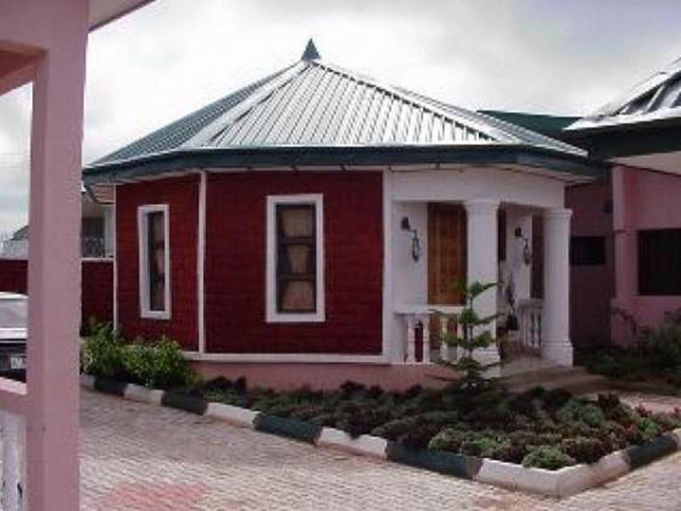 Garentiti Apartment - Silver Room in Asaba, Nigeria