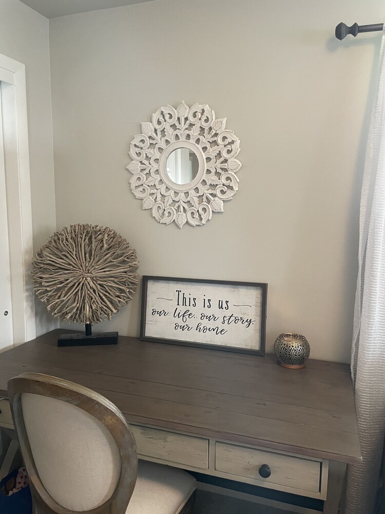 Central located. Seconds from the highway to get to kohler, and Elkhart lake Sheboygan Vrbo